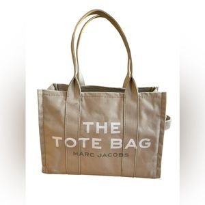 Marc Jacobs The Tote Bag Large Beige